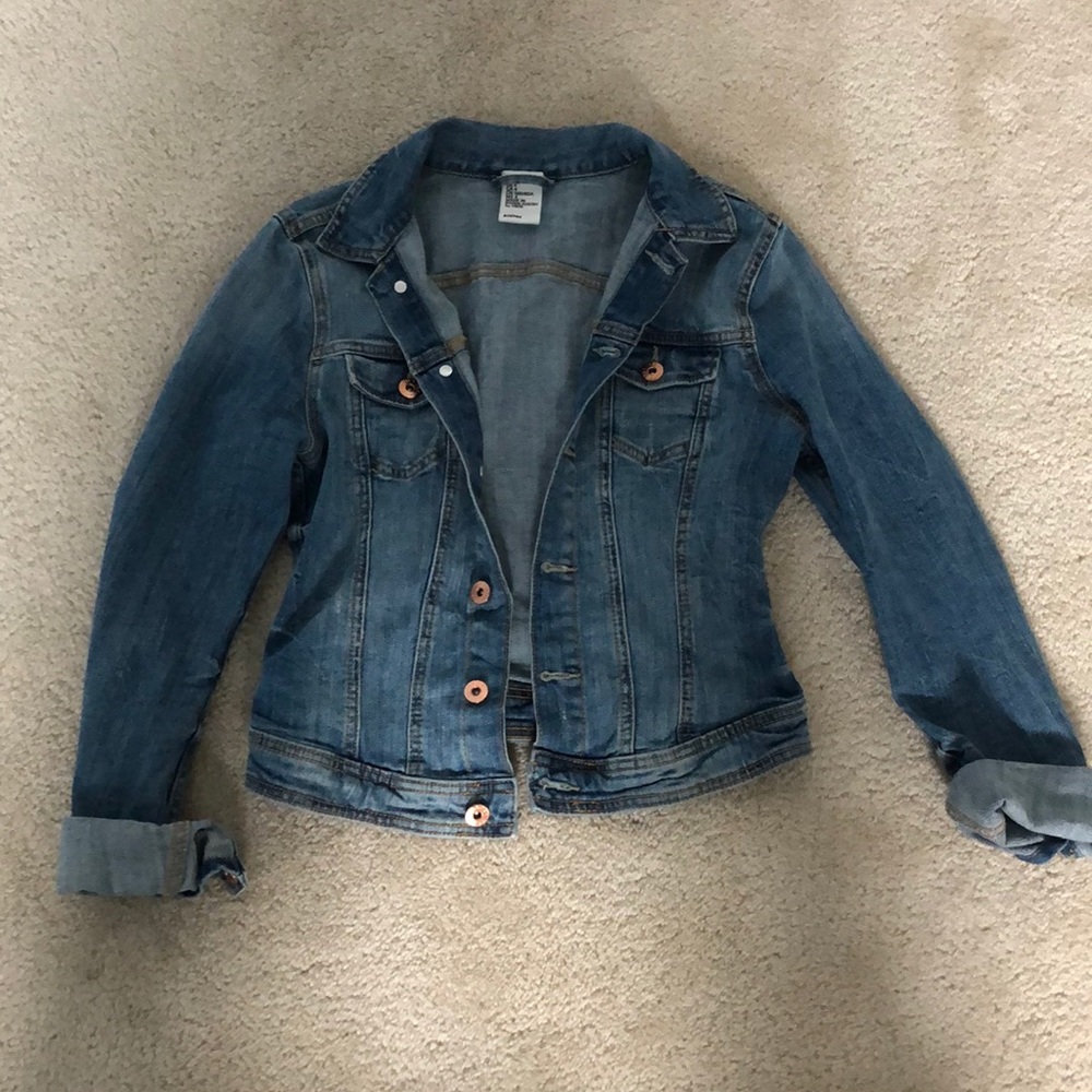 h&m cropped jean jacket size 4